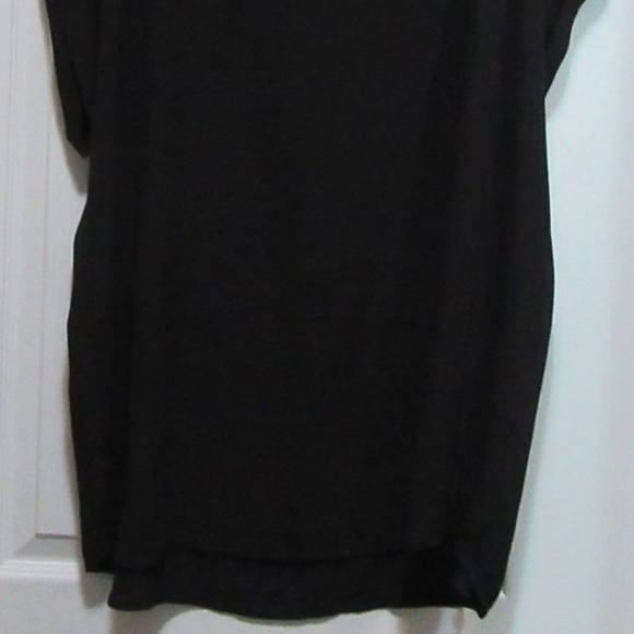 Brand new Black Cap sleeve top size 1X & 2X - Picture 4 of 4
